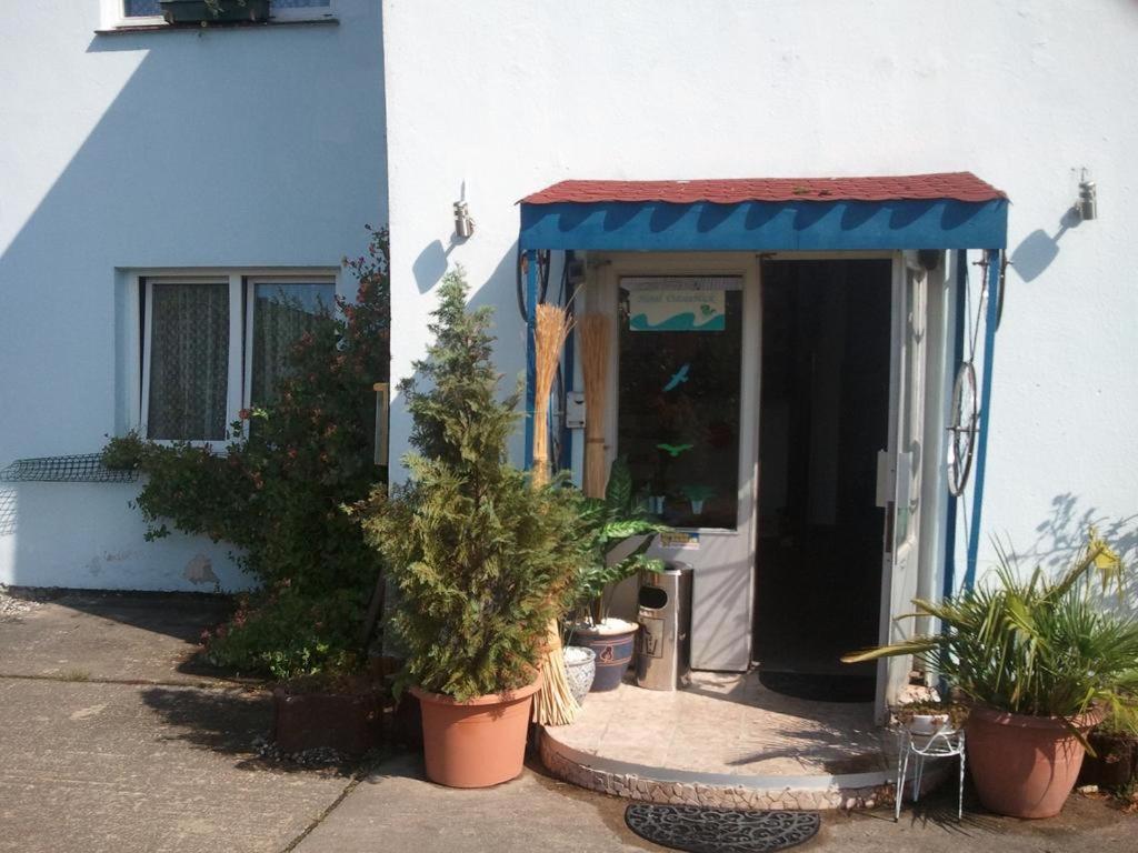 מלון באסטורף Gasthof Blaues Haus מראה חיצוני תמונה