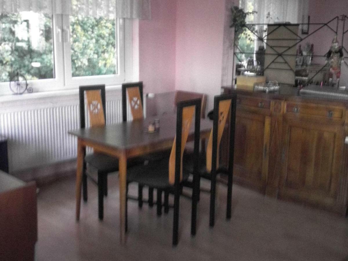 מלון באסטורף Gasthof Blaues Haus מראה חיצוני תמונה